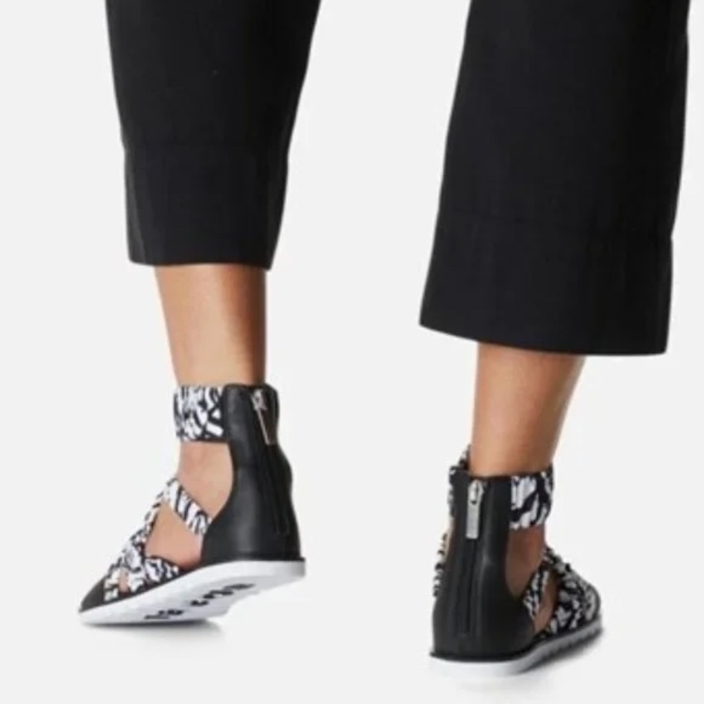New Without Box Sorel Ella II Ankle Strap Black and White